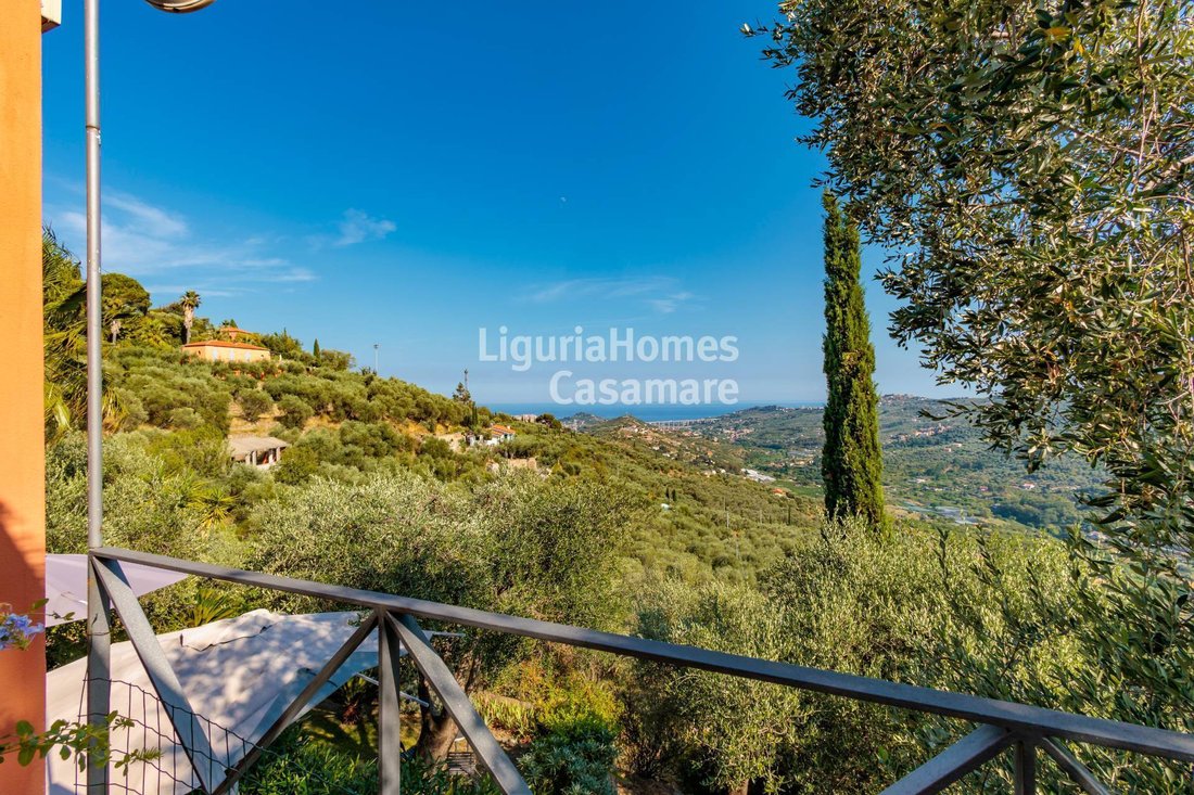 Villa in Dolcedo, Liguria, Italy 2 - 11297173