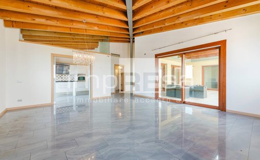 Apartment in City Center, Conegliano, Veneto 1