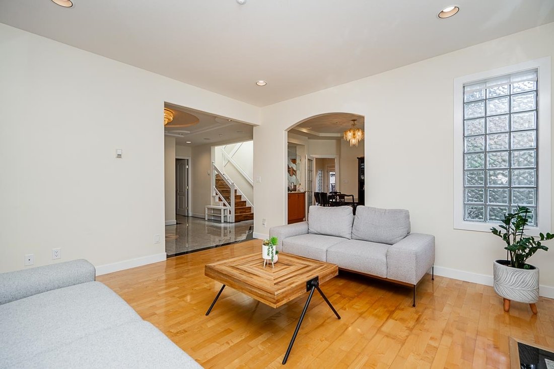 House in Vancouver, British Columbia, Canada 5 - 18267132