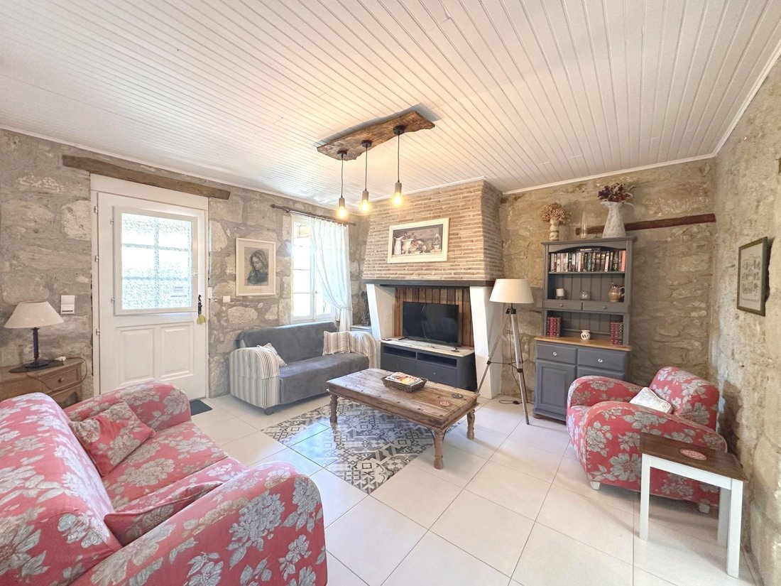 House in Roumagne, Nouvelle-Aquitaine, France 4 - 18267213