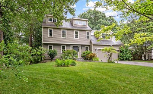 House in Shrewsbury, Massachusetts, United States 1