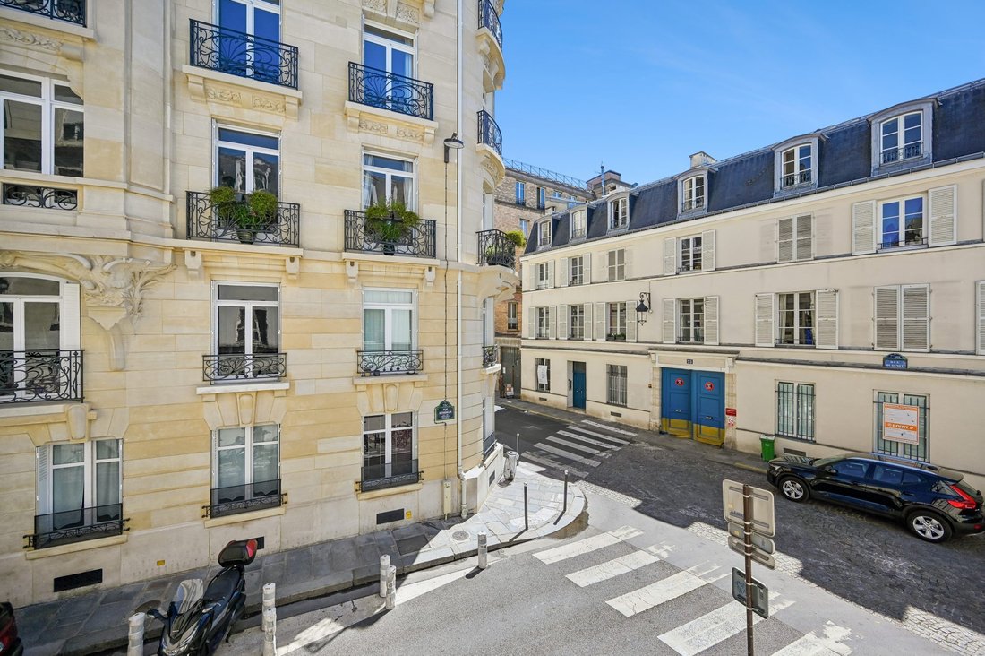 Apartment in Invalides, Paris 7e Arrondissement, Paris 4 - 18267266