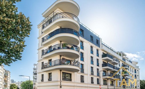 Apartment in Plateau Nord, Suresnes, France 1