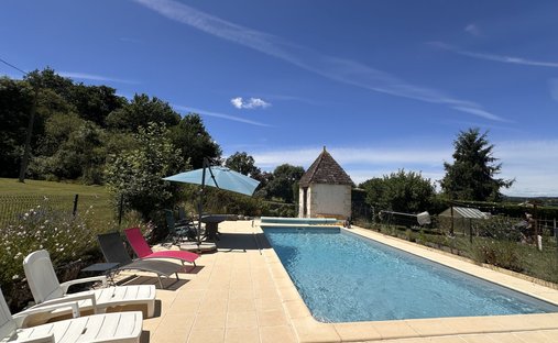 House in Roumagne, Nouvelle-Aquitaine, France 1