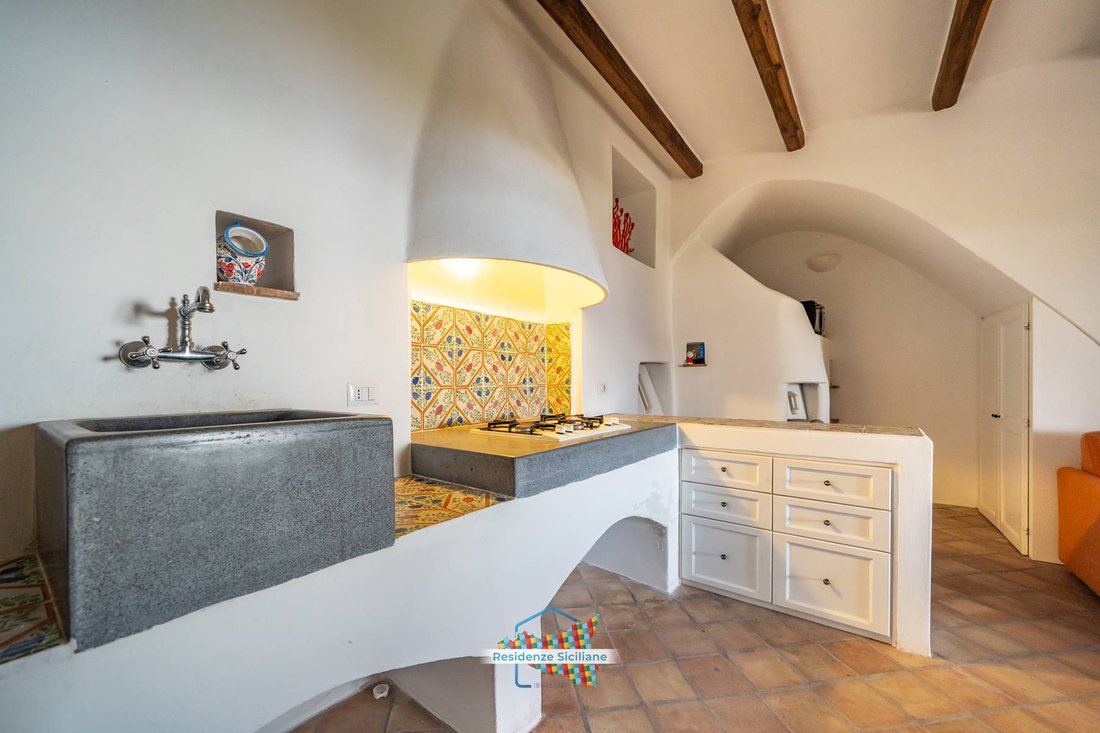 Apartment in Santa Marina Salina, Sicily, Italy 4 - 14579389