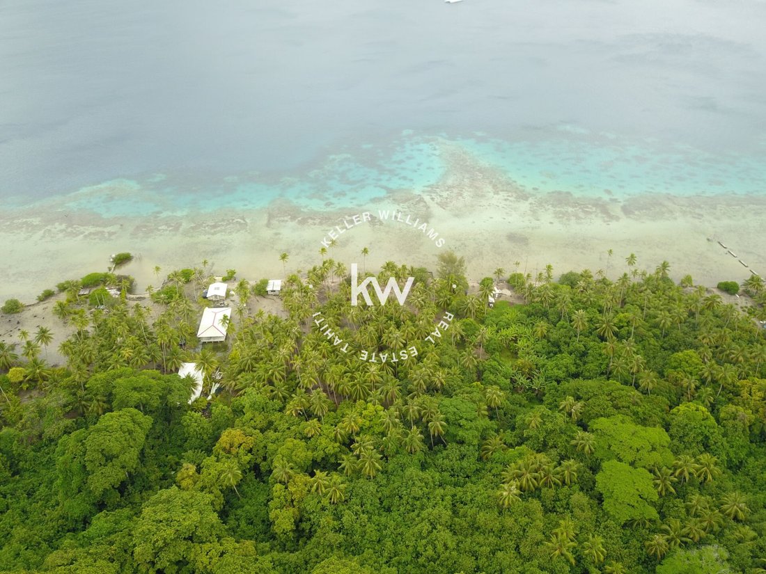Land in Bora Bora, Leeward Islands, French Polynesia 2 - 17963300