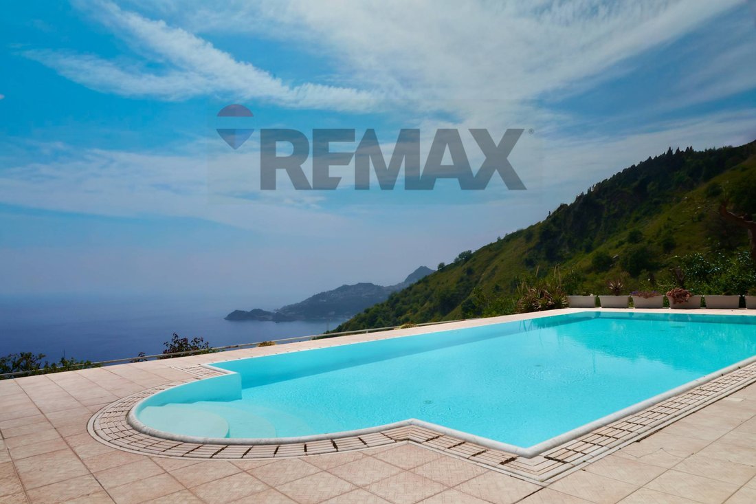 Villa in Letojanni, Sicily, Italy 4 - 18267032