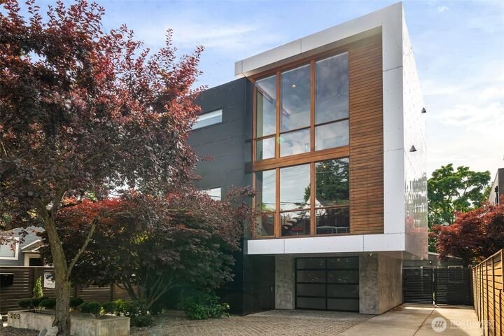 House in Seattle, Washington, United States 1 - 18267523