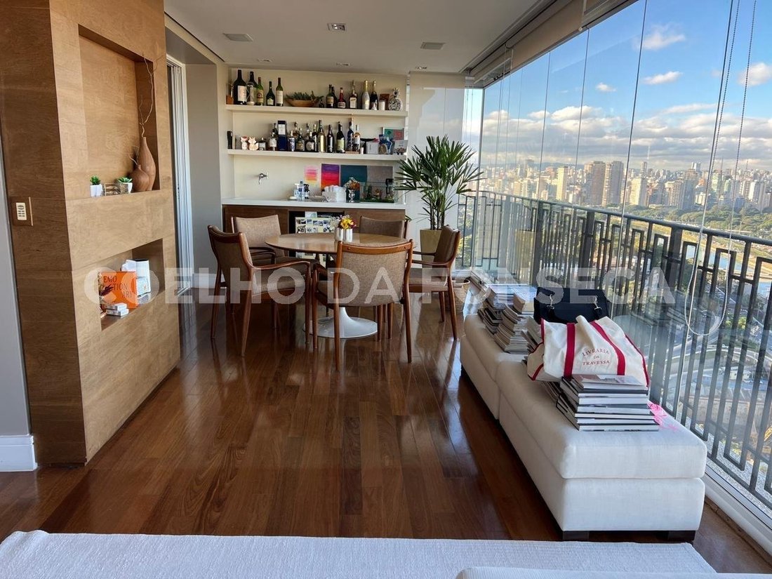 Condo in São Paulo, State of São Paulo, Brazil 2 - 18267140