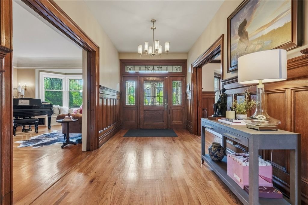 House in Pittsburgh, Pennsylvania, United States 3 - 18267298