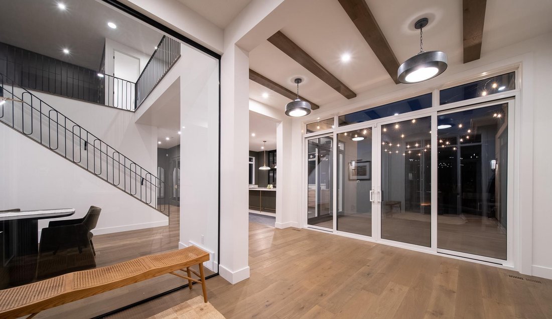 House in Edmonton, Alberta, Canada 4 - 18267084
