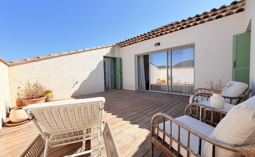 Apartment in Ville-Les Saquedes-Le Bouillonnet, Sainte-Maxime, France 1