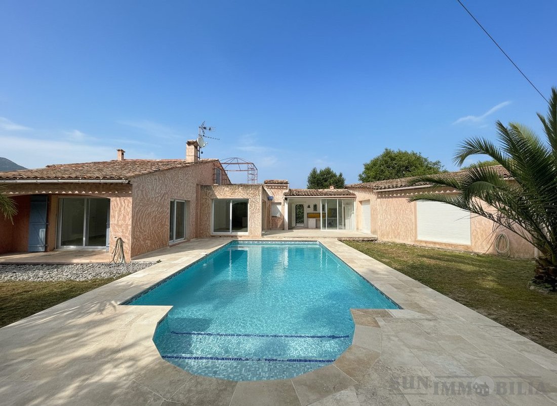 Villa in Nord, La Gaude, France 1 - 18267236