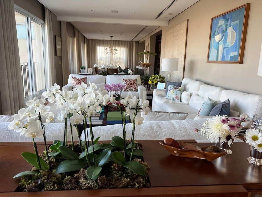 Condo in São Paulo, State of São Paulo, Brazil 3 - 18267140