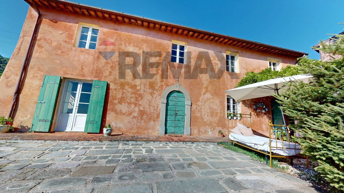 Country House in Area Monte San Quirico - Sant'Alessio, Lucca, Tuscany 1 - 18267018