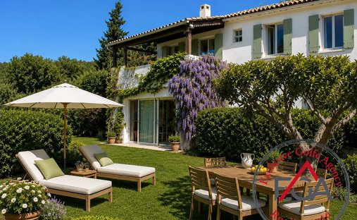 House in La Croix-Valmer, Provence-Alpes-Côte d'Azur, France 1