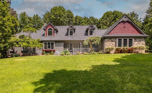 House in Clarkston, Michigan, United States 1