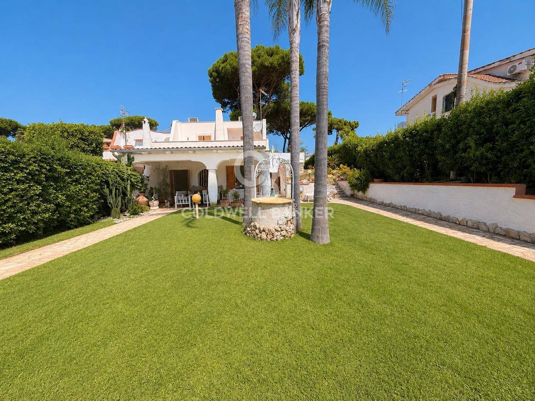 Villa in San Felice Circeo, Lazio, Italy 1 - 18267020