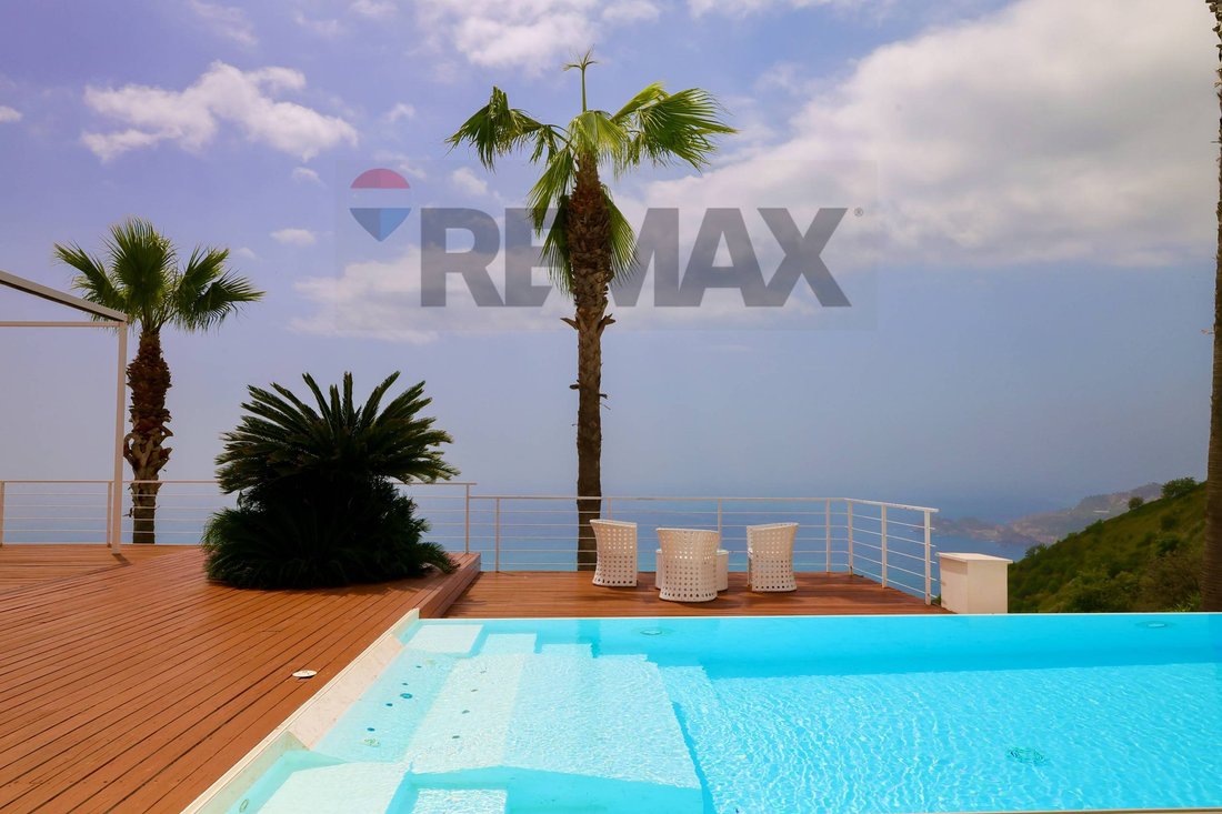 Villa in Letojanni, Sicily, Italy 2 - 18267031