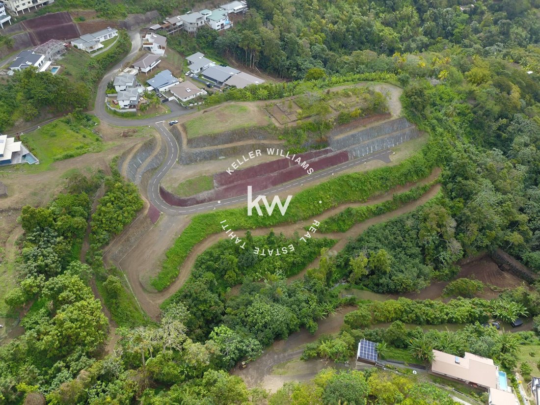 Land in Fa'a'ā, Windward Islands, French Polynesia 3 - 17739898