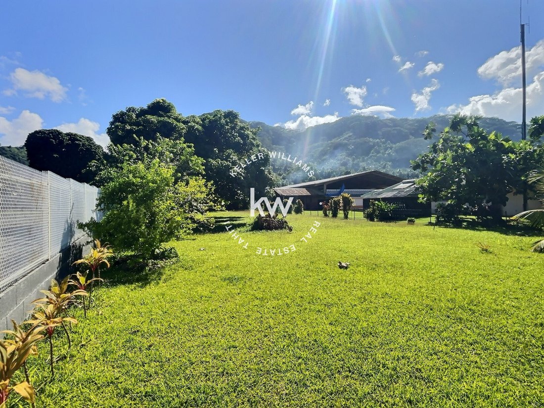 Land in Taiarapu-Ouest, Windward Islands, French Polynesia 3 - 17224325