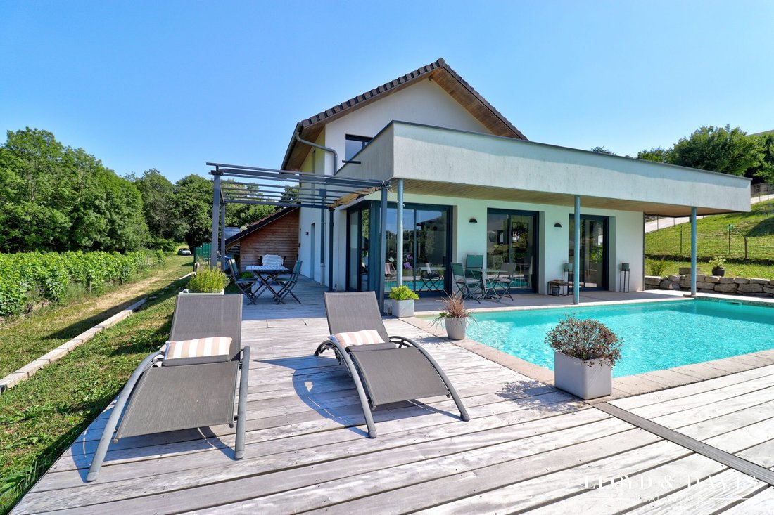 House in Brison-Saint-Innocent, Auvergne-Rhône-Alpes, France 2 - 18267186