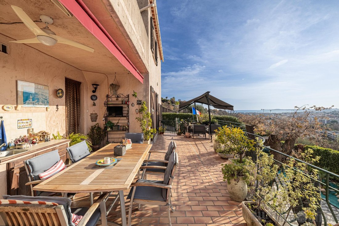 House in Val de Cagne-Colline Route de Vence, Cagnes-sur-Mer, France 3 - 18088236