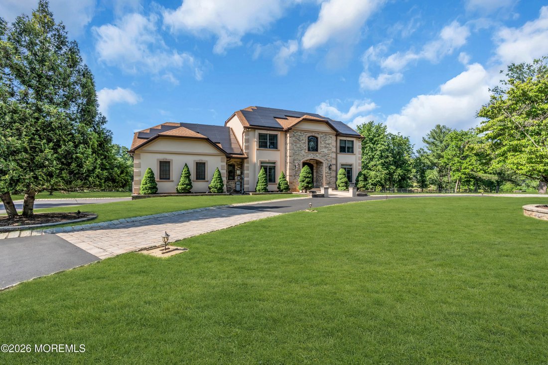 House in Manalapan Township, New Jersey, United States 4 - 18267116