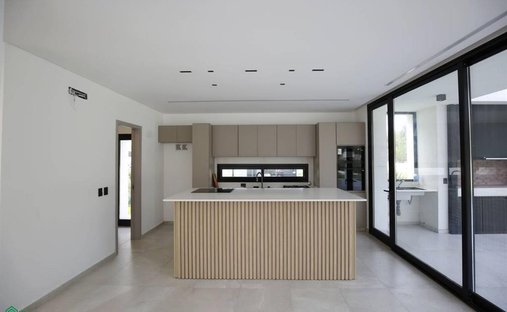 House in Hudson, Buenos Aires, Buenos Aires Province, Argentina 1