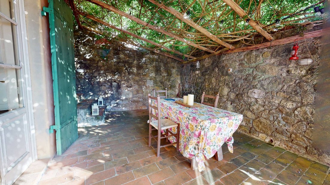 Country House in Area Monte San Quirico - Sant'Alessio, Lucca, Tuscany 3 - 18267018