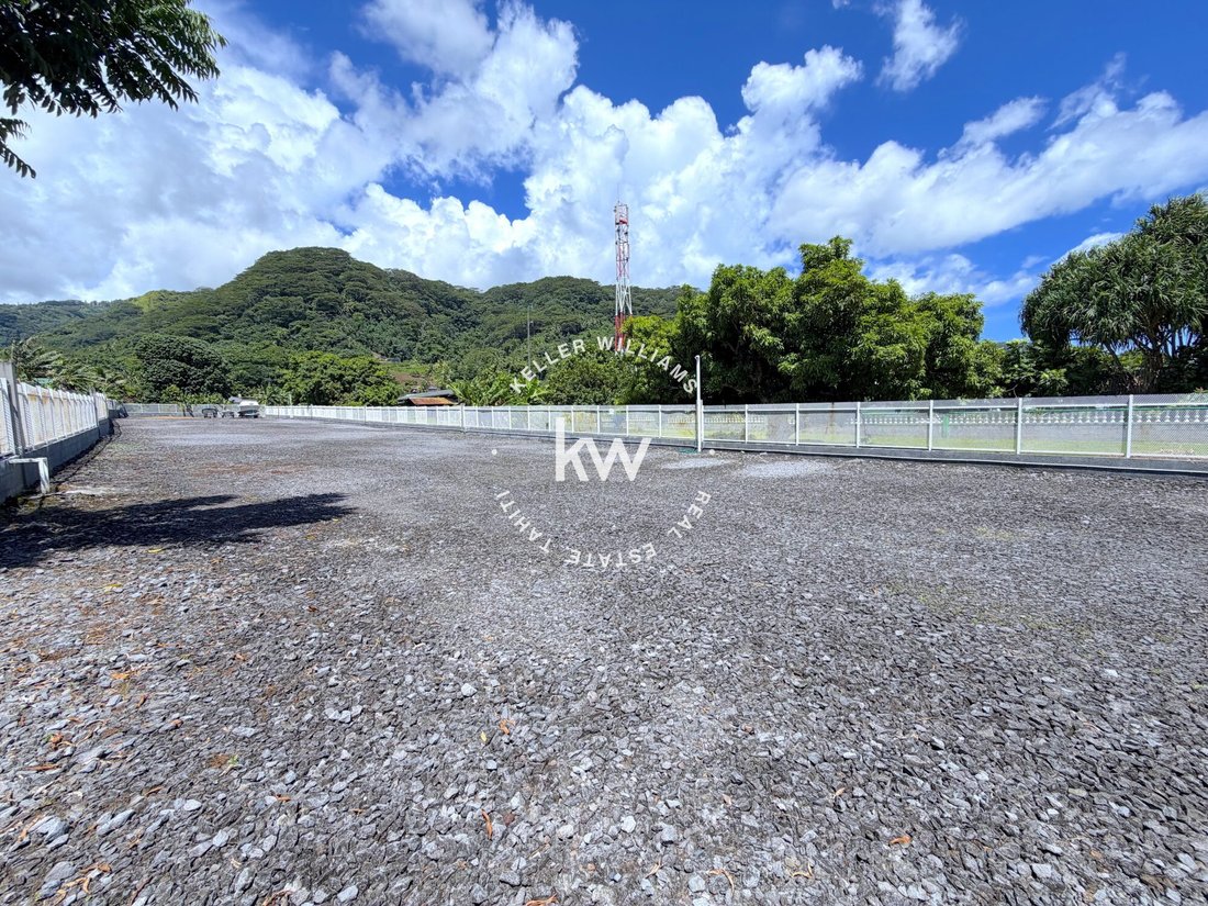 Land in Taiarapu-Ouest, Windward Islands, French Polynesia 2 - 17272149