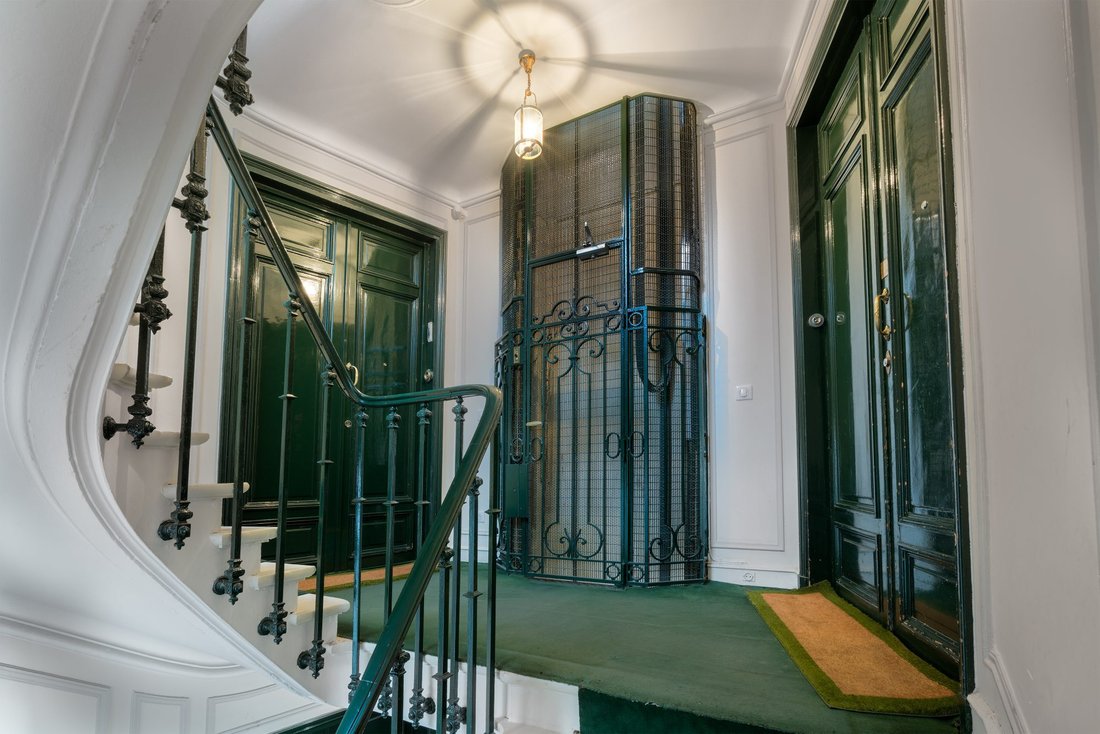 Apartment in Bois de Boulogne, Paris 16e Arrondissement, Paris 2 - 18267177