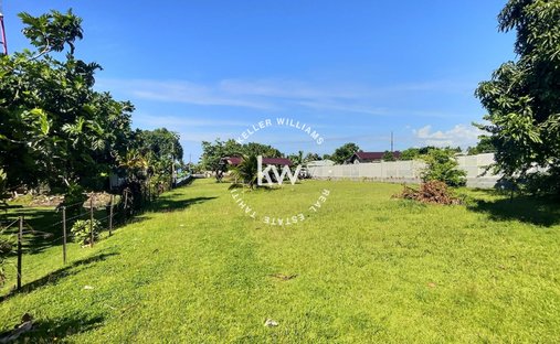 Land in Taiarapu-Ouest, Windward Islands, French Polynesia 1