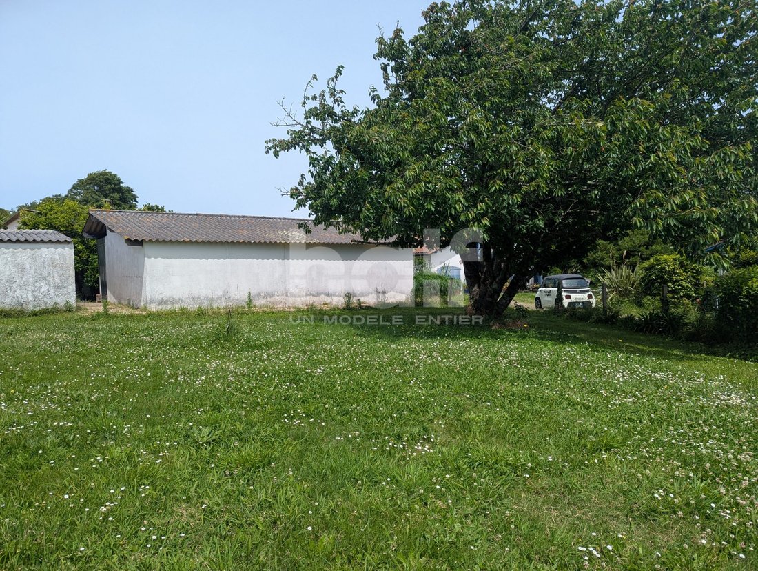 Land in Anglet, Nouvelle-Aquitaine, France 1 - 18267174