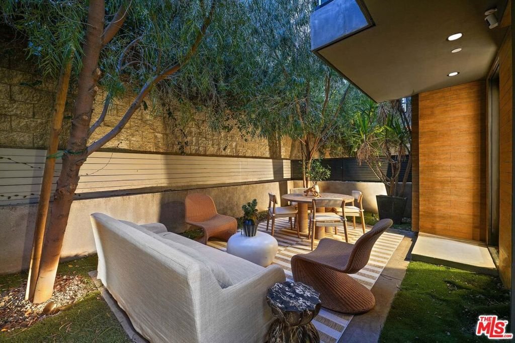 House in Los Angeles, California, United States 4 - 18268414