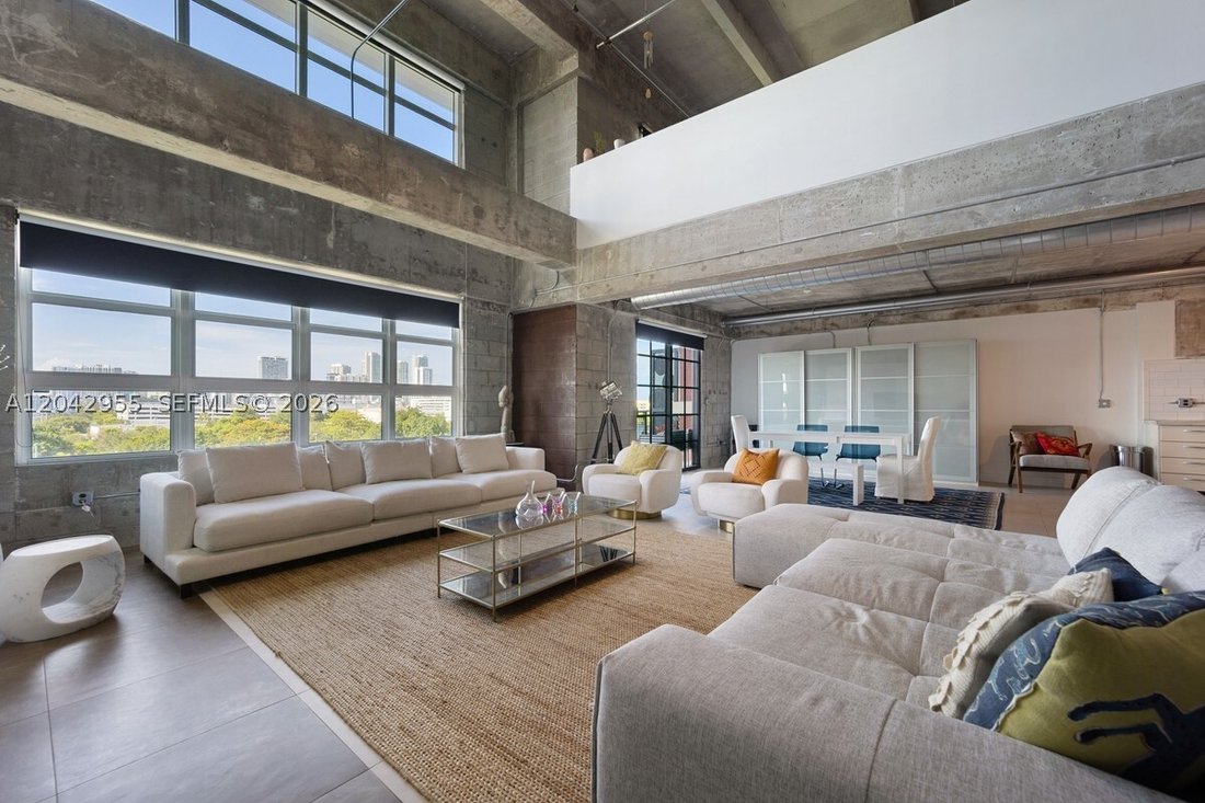 Condo in Miami, Florida, United States 5 - 18267363