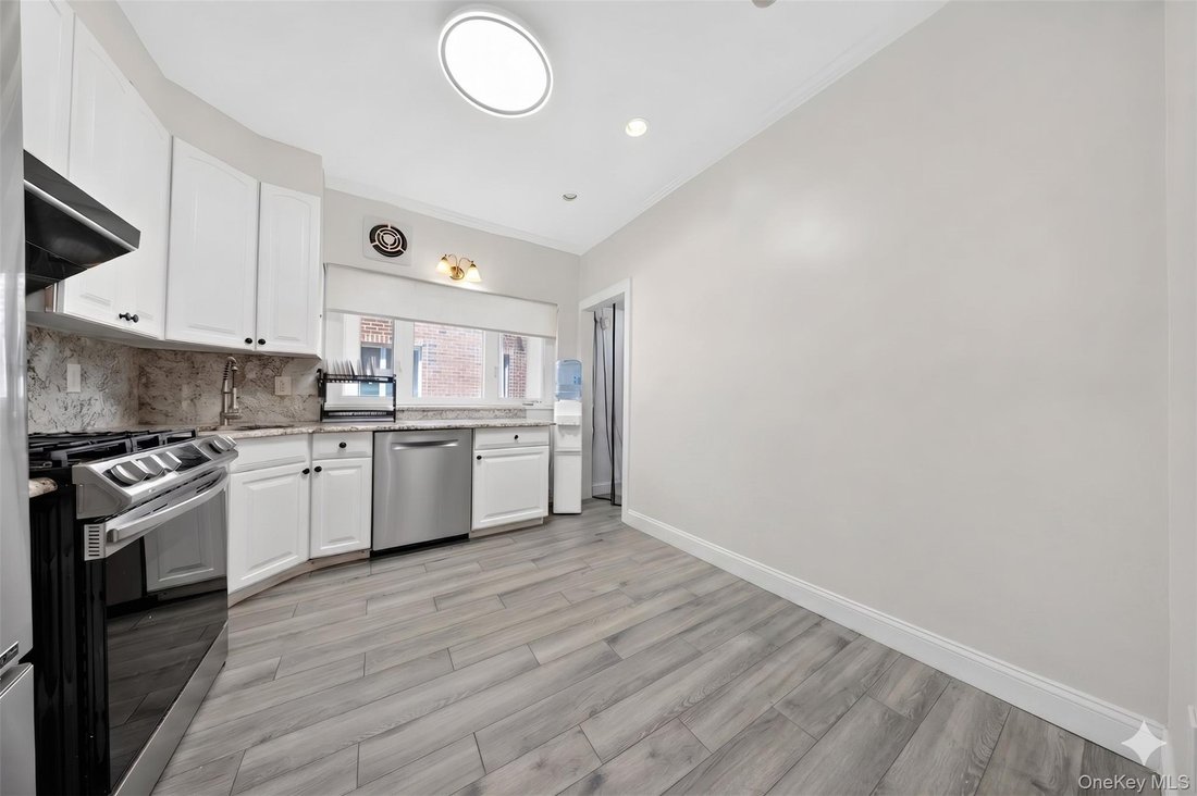 House in New York, New York, United States 5 - 18268235