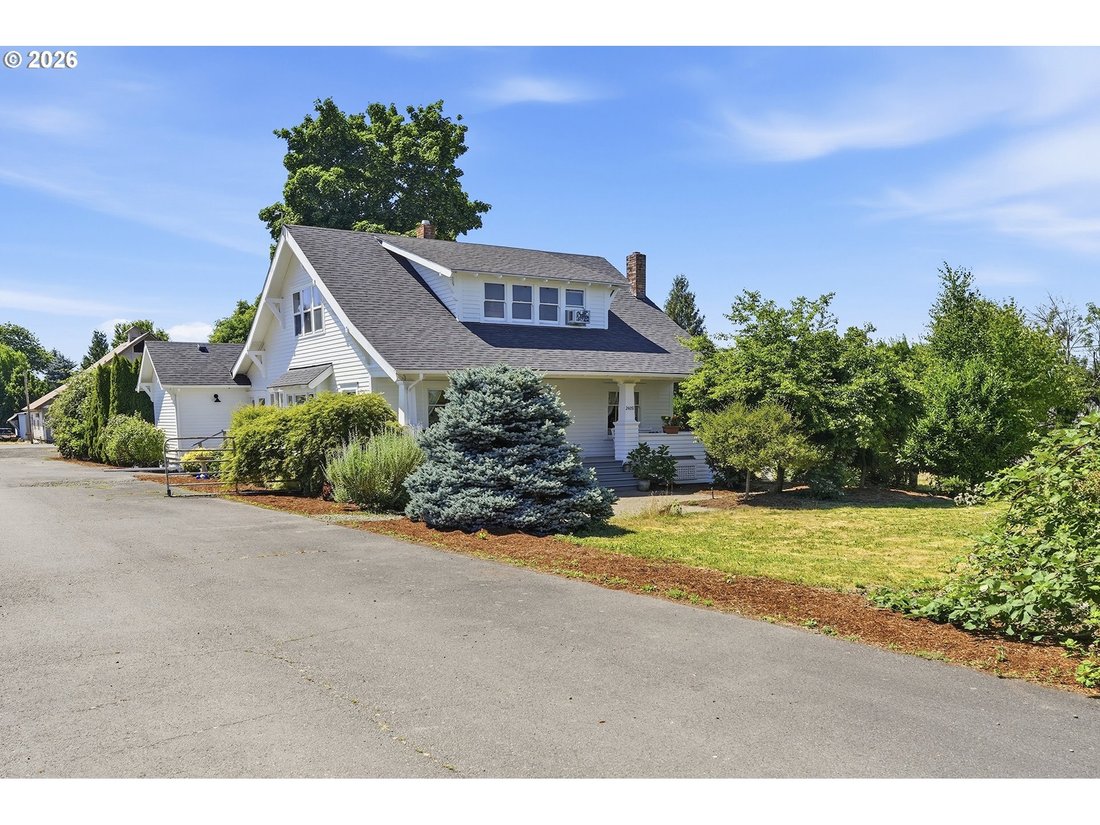 House in Aurora, Oregon, United States 4 - 18267633