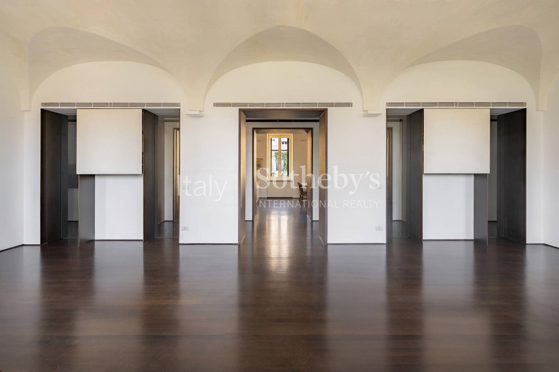Apartment in Historic Center, Milan, Lombardy 5 - 13993156
