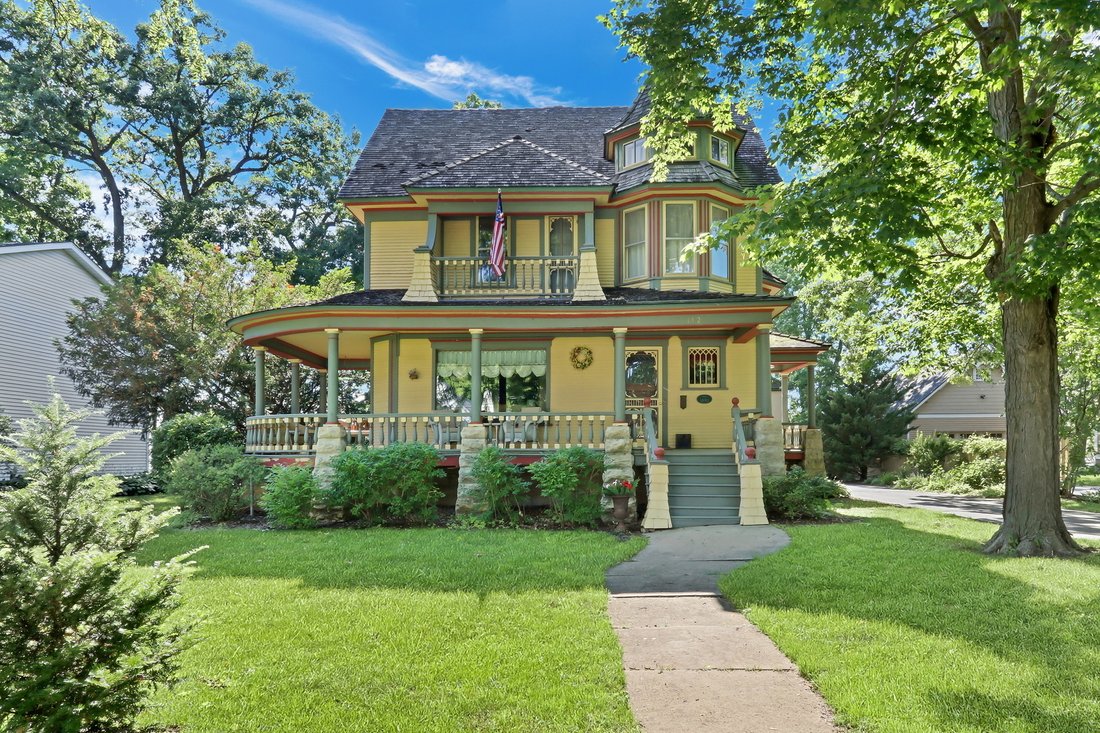 House in Grayslake, Illinois, United States 1 - 18267597