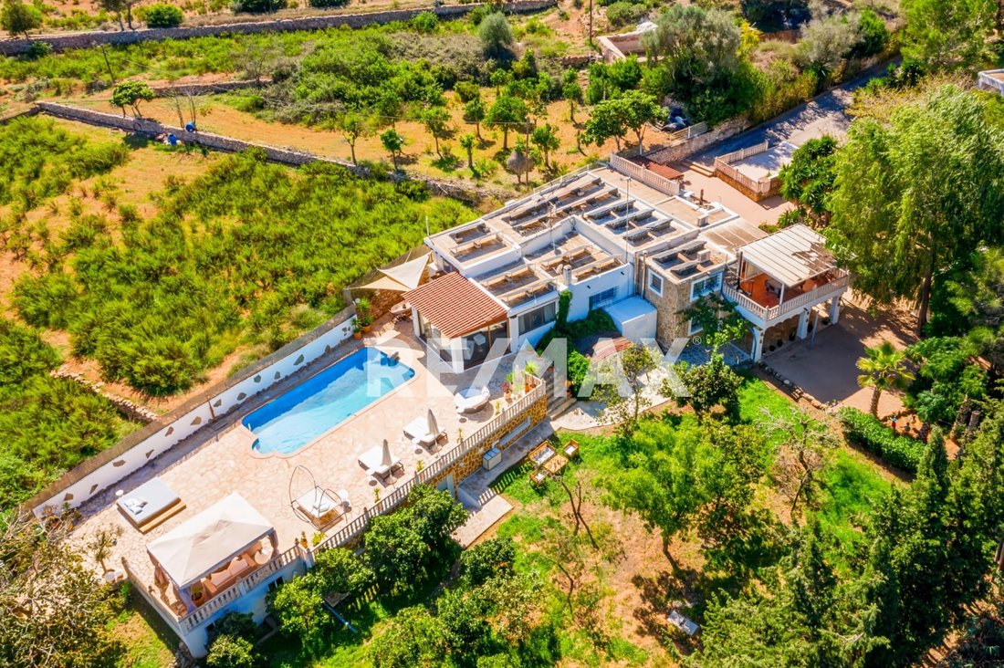 Villa in Sant Joan de Labritja, Balearic Islands, Spain 2 - 18268098
