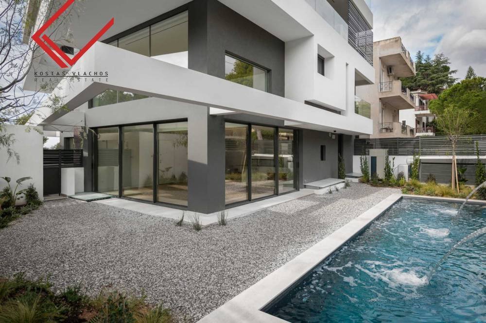 House in Vouliagmeni, Attica, Greece 1 - 17436047