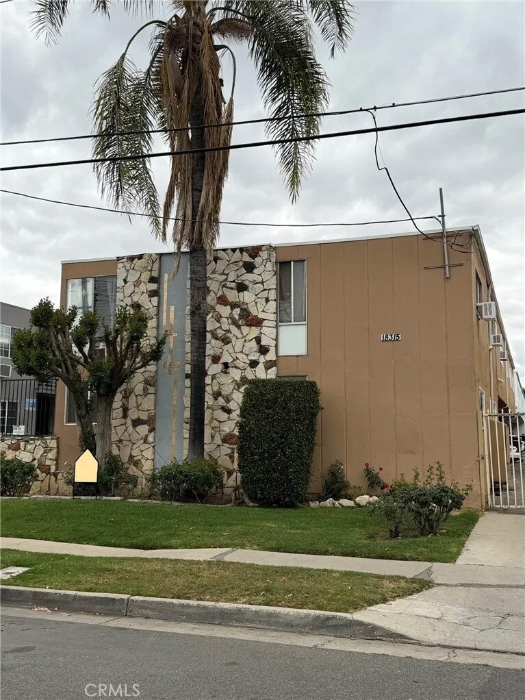 Los Angeles, California, United States 1 - 18268169