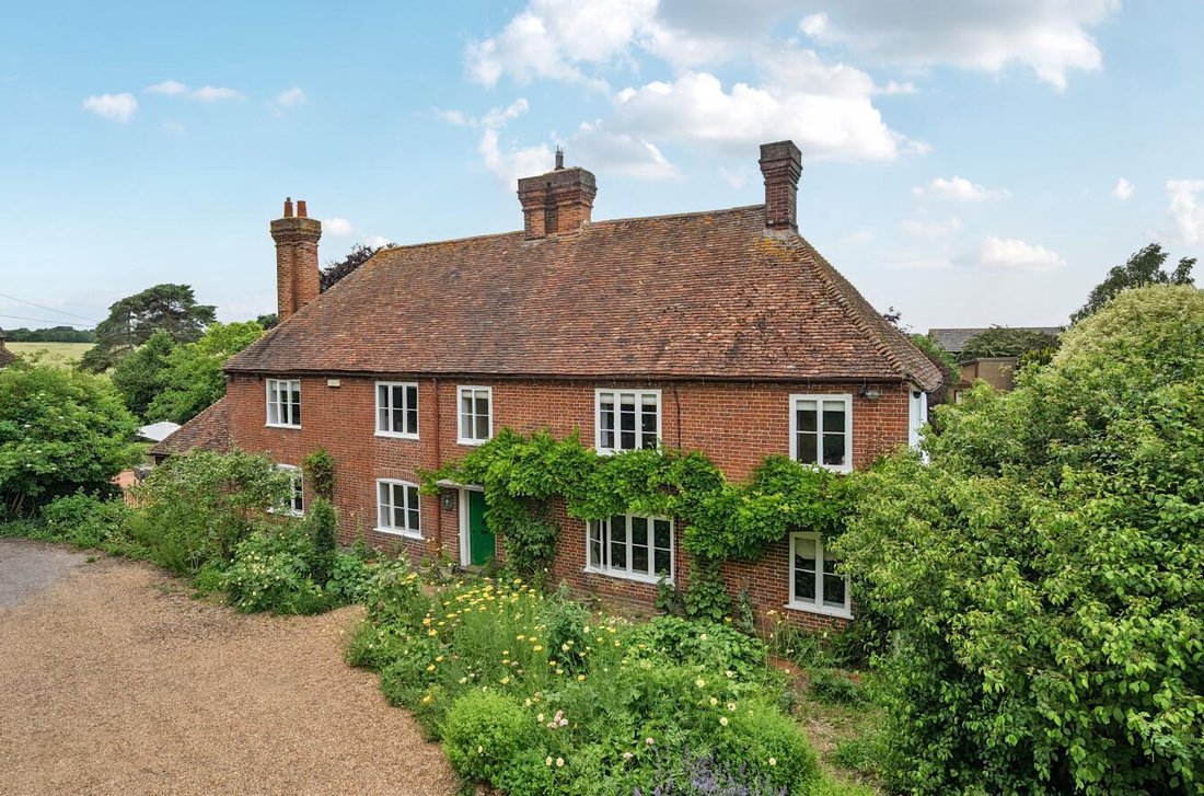 Farm Ranch in Borden, England 1 - 18267512