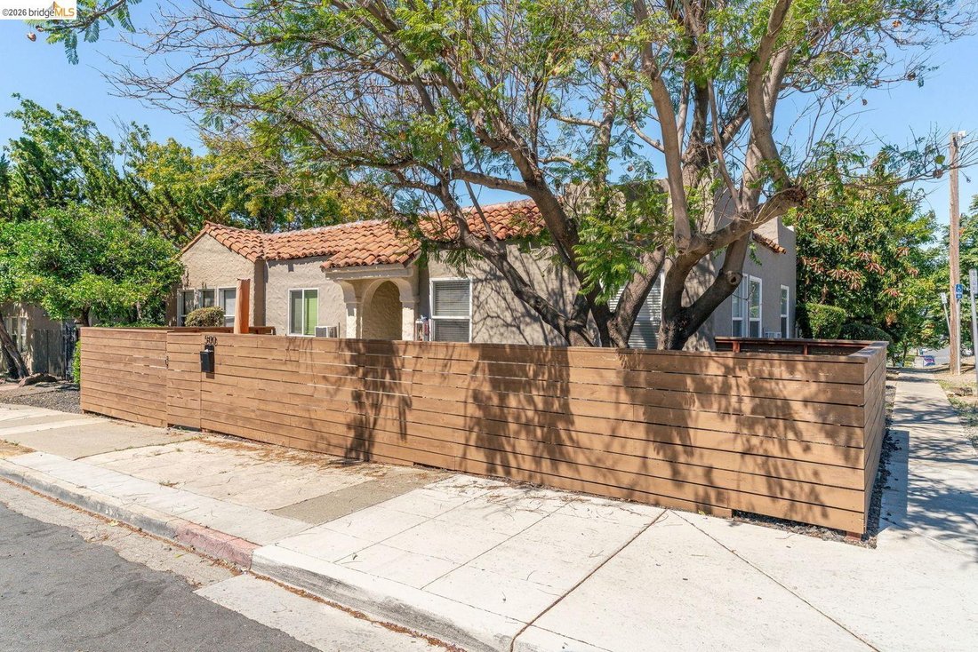 Antioch, California, United States 1 - 18268269