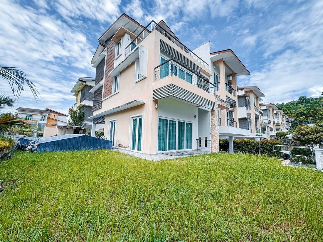 Ampang Jaya, Selangor, Malaysia 1 - 18267574