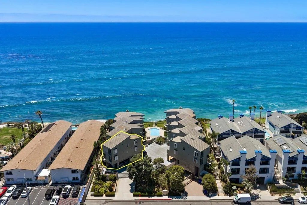 Condo in Encinitas, California, United States 1 - 18268209