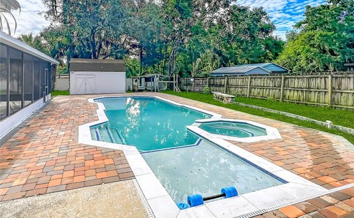House in Oviedo, Florida, United States 1