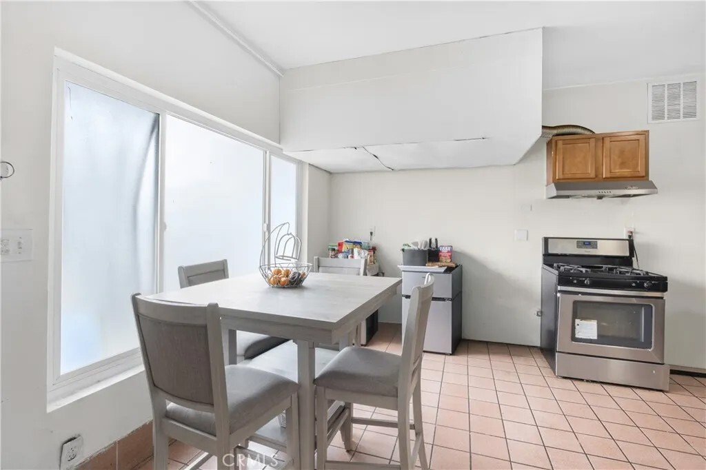 Condo in Santa Ana, California, United States 5 - 18268191