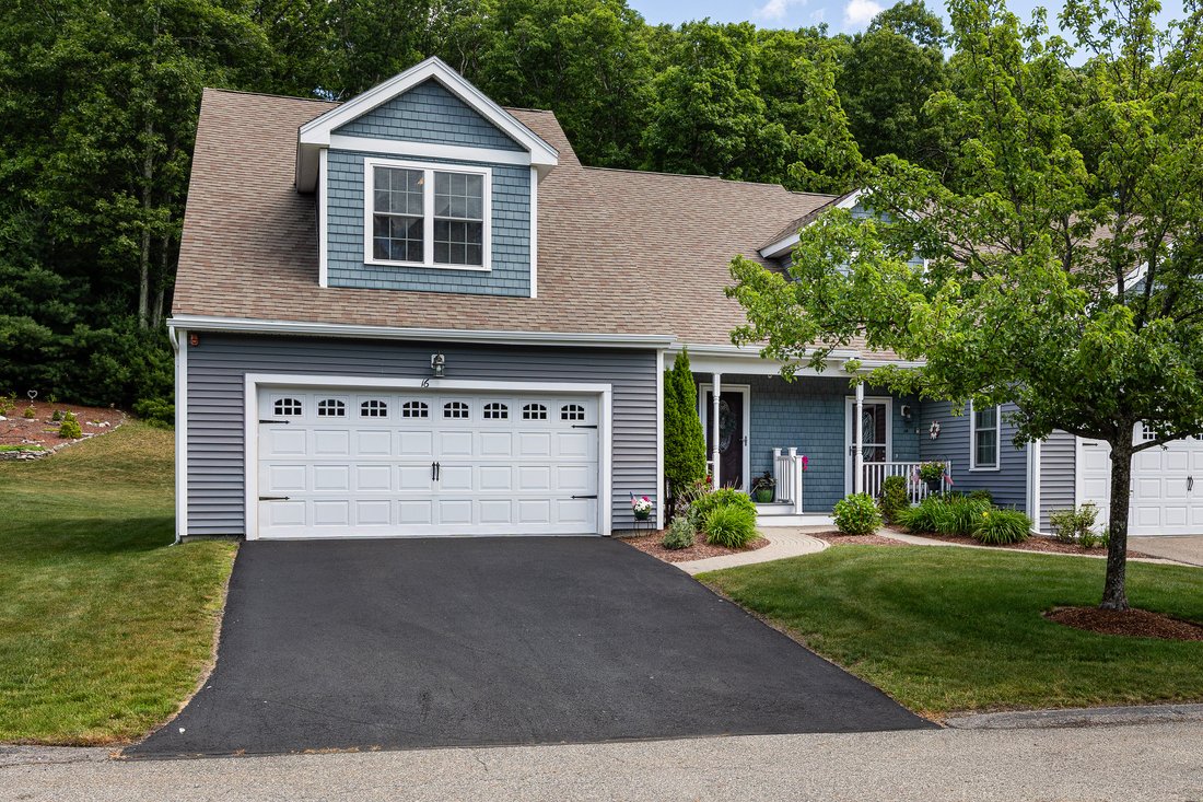 Condo in Millbury, Massachusetts, United States 1 - 18267808